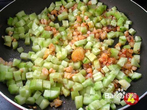 秋季塑身的滋補瘦身小菜——蝦仁炒瓜丁