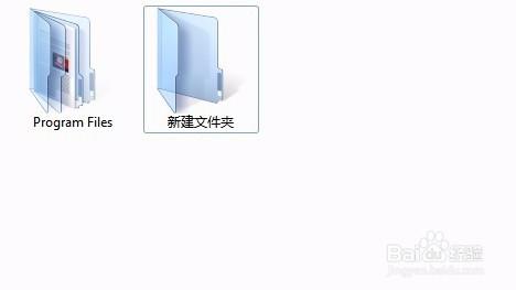 讓Windows 7工作列居中顯示的簡單方法