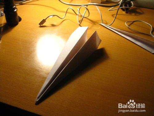 各種紙灰機的折法：[4]紙灰機D的折法與變化