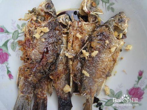 如何做寶寶開胃鯽魚——醋蒸鯽魚