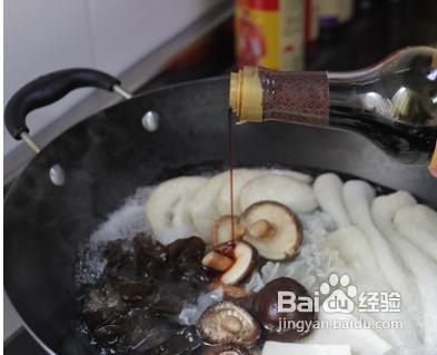 【年夜飯】菌菇豆腐幸福燉的做法