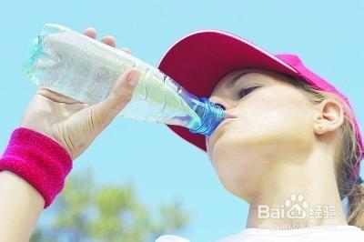 喝對水，增益健康 (陡勢橫橋)