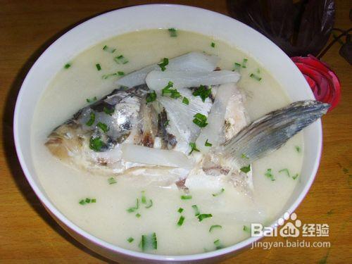 產後通乳的營養湯----鰱魚頭白蘿蔔湯