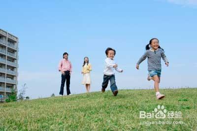 如何培養孩子開朗的性格