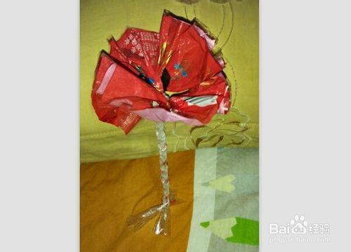 手工製作：塑料紙製作一朵大紅花