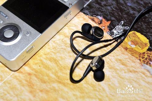 AKG N40開箱體驗