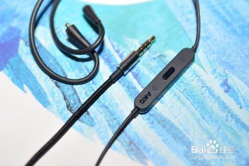 AKG N40開箱體驗