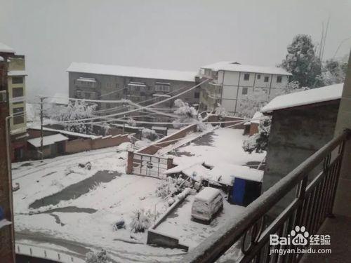 冰天雪地的工地風景