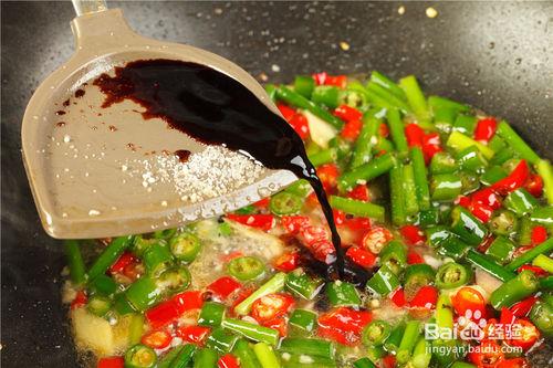 逛食記美食 湘西風味的小河蝦怎麼做才好吃