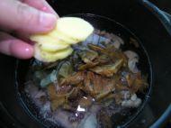 蘑菇雞湯的做法
