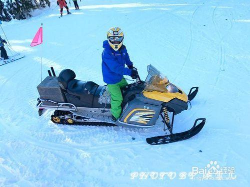 溫哥華西摩山學滑雪