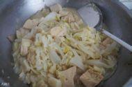 白菜燉凍豆腐怎麼做好吃